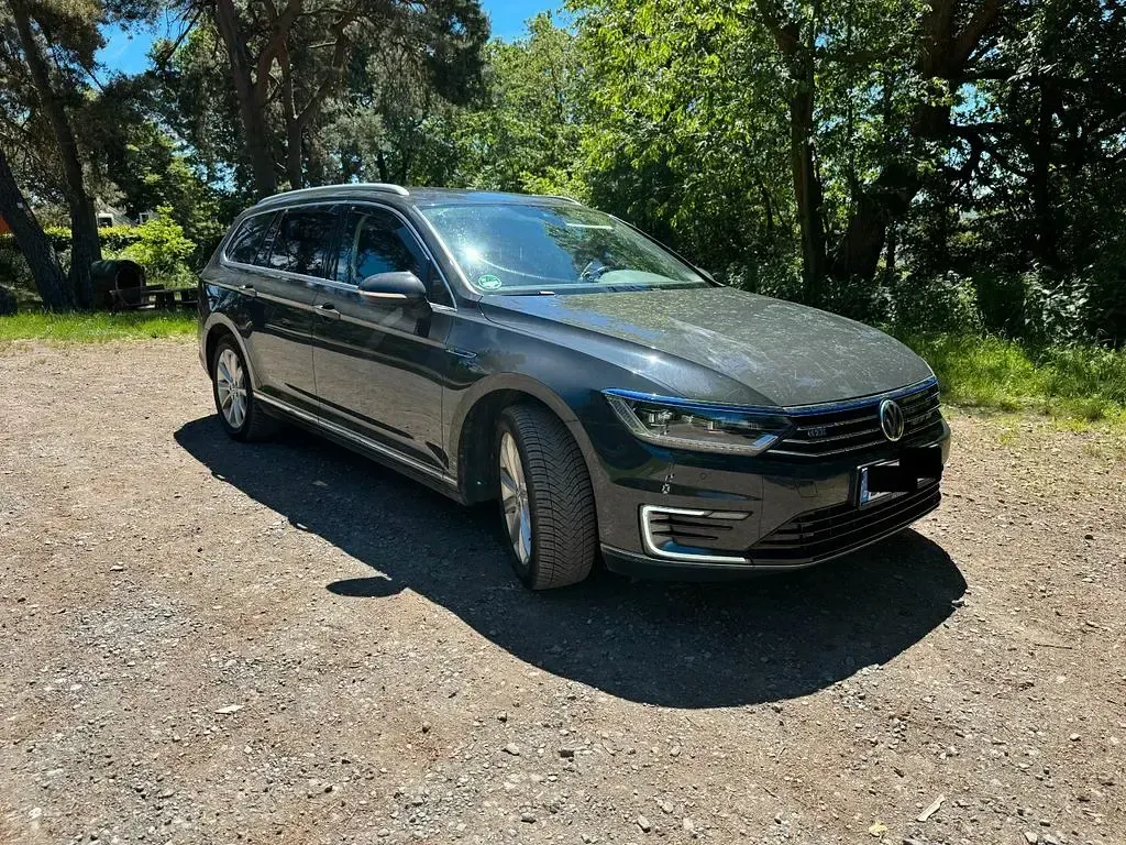 Gebraucht VW Passat GTE 218 PS (160 kW) 2017 Grau Kombi
