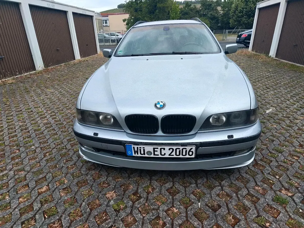 Gebraucht BMW 528 193 PS (141 kW) 1998 Silber Kombi