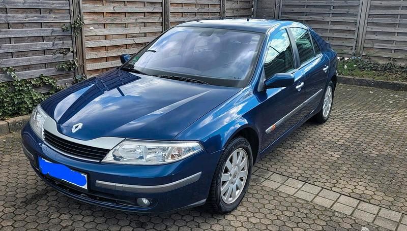 Blau Gebraucht 2002 Renault Laguna II Limousine | 850 € - Bild 1/4