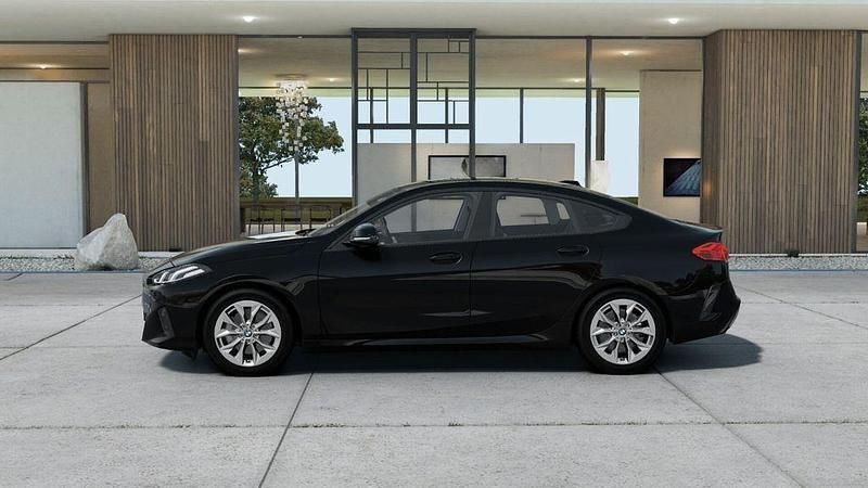 Neu BMW 220 170 PS (125 kW) 2026 Schwarz uni Coupé