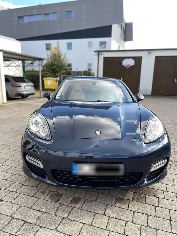 Gebraucht Porsche Panamera Turbo Chrono 500 PS (367 kW) 2010 Blau Limousine