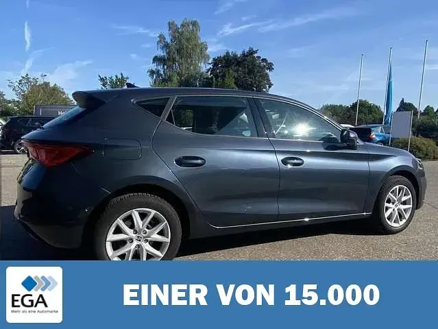 Gebraucht Seat Leon Style 131 PS (96 kW) 2023 Grau metallic