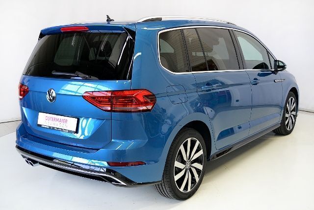 Gebraucht VW Touran Highline 150 PS (110 kW) 2016 Blau metallic Van / Kleinbus