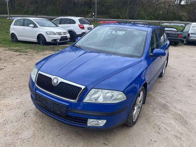Gebraucht Skoda Octavia Ambiente 140 PS (102 kW) 2006 Blau Kombi
