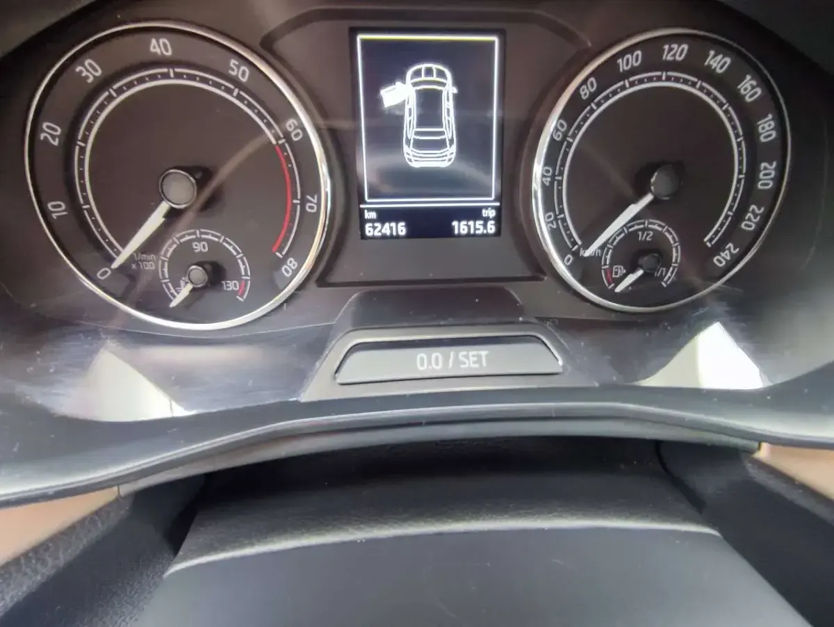 Gebraucht Skoda Kamiq Style 116 PS (85 kW) 2019 Silber SUV