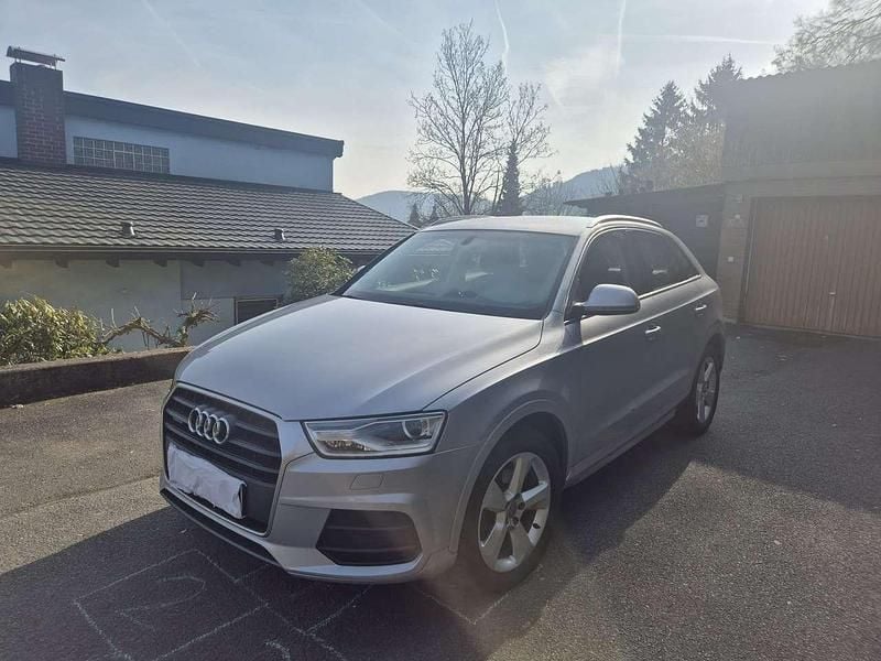 Gebraucht Audi Q3 Design 184 PS (135 kW) 2016 Silber SUV