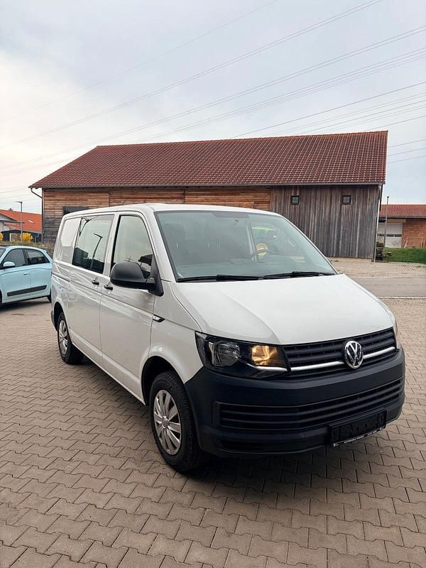 Gebraucht VW Transporter 102 PS (75 kW) 2018 Weiß Van
