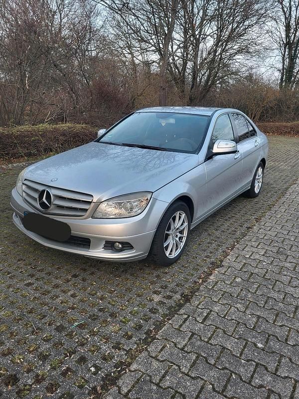 Silber Gebraucht 2007 Mercedes C180 Limousine | 4.000 € (Superpreis) - Bild 1/4