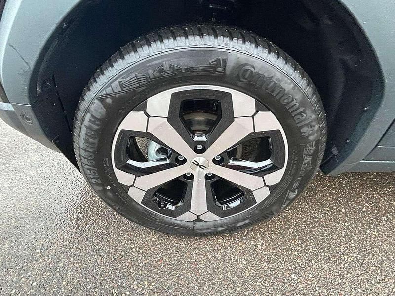 Neu Dacia Duster Journey 131 PS (96 kW) 2025 Perlmuttschwarz SUV