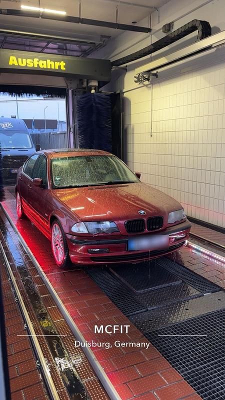 Second-hand BMW 323 1999 Andere farben Berlinǎ