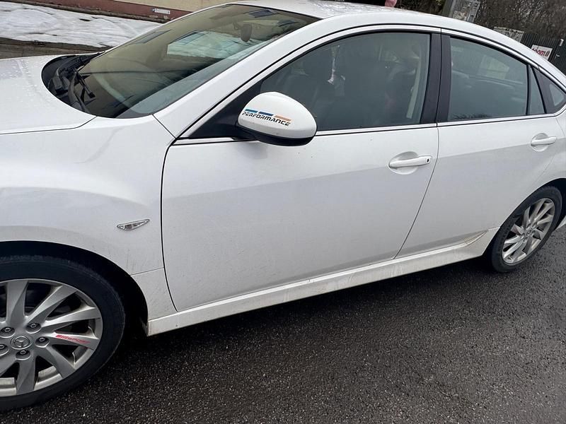 Gebraucht Mazda 6 163 PS (119 kW) 2011 Weiß Limousine