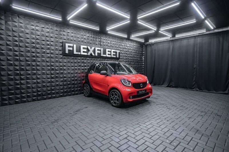 Gebraucht Smart ForTwo Cabrio Passion 90 PS (66 kW) 2017 Schwarz Cabrio