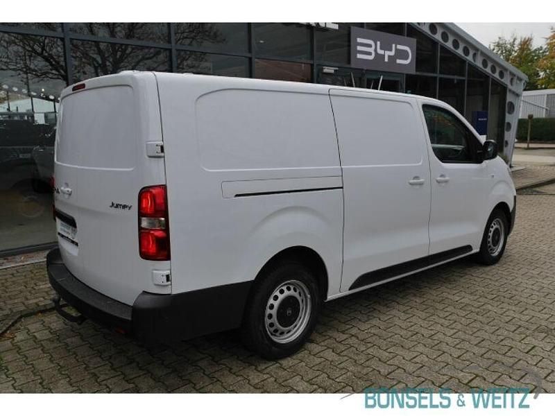 Gebraucht Citroën Jumpy 144 PS (105 kW) 2024 Weiß Van / Kleinbus