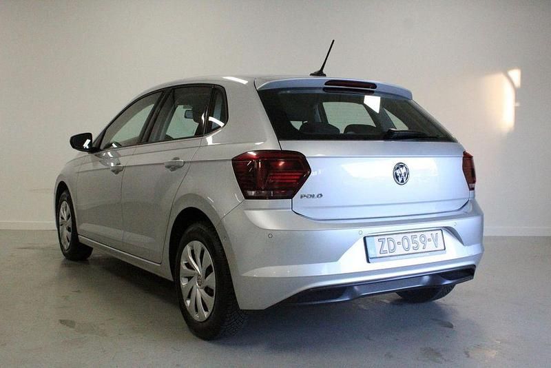 Gebraucht VW Polo Comfortline 97 PS (71 kW) 2019 Grau Limousine