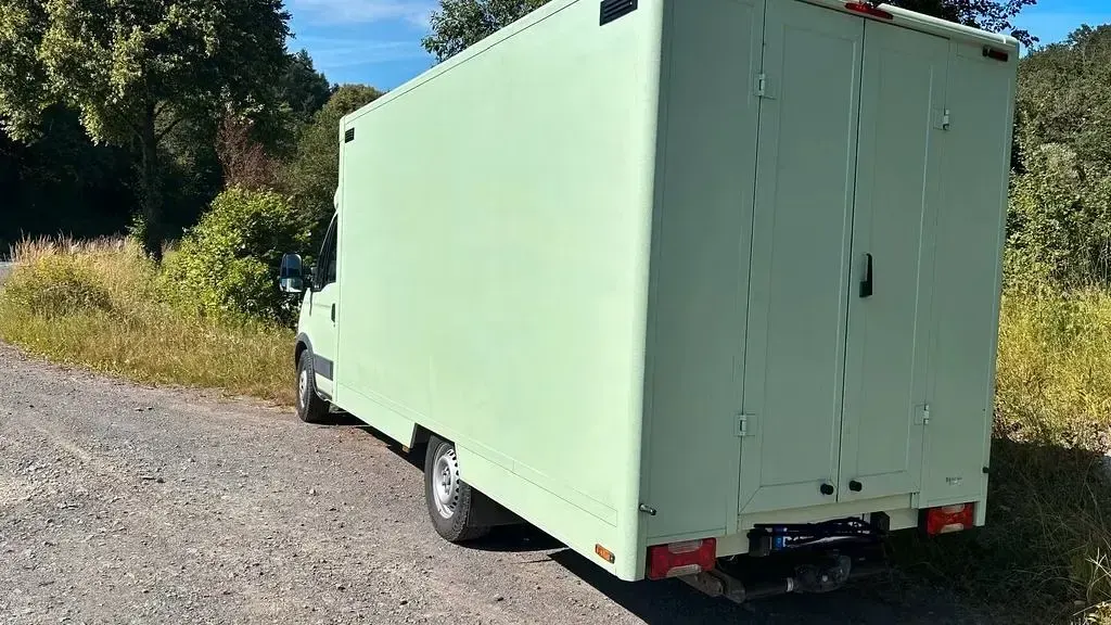 Gebraucht Iveco Daily 106 PS (77 kW) 2011 Grün Van