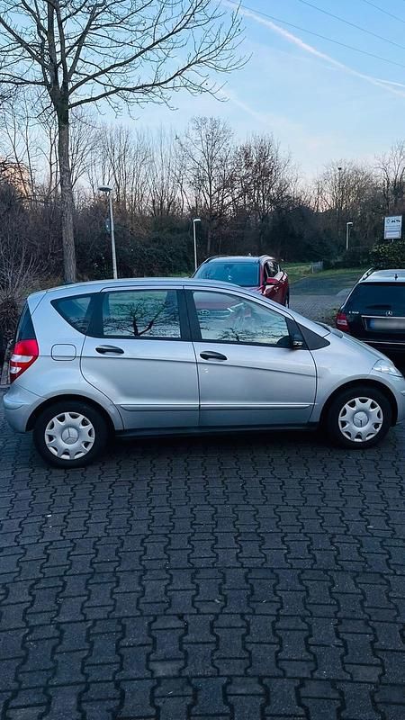 Gebraucht Mercedes A150 105 PS (77 kW) 2005 Silber Limousine