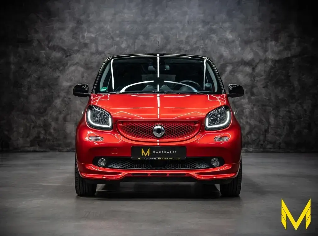 Używany Smart ForFour Brabus Xclusive 121 KM (88 kW) 2019 Czerwony Hatchback