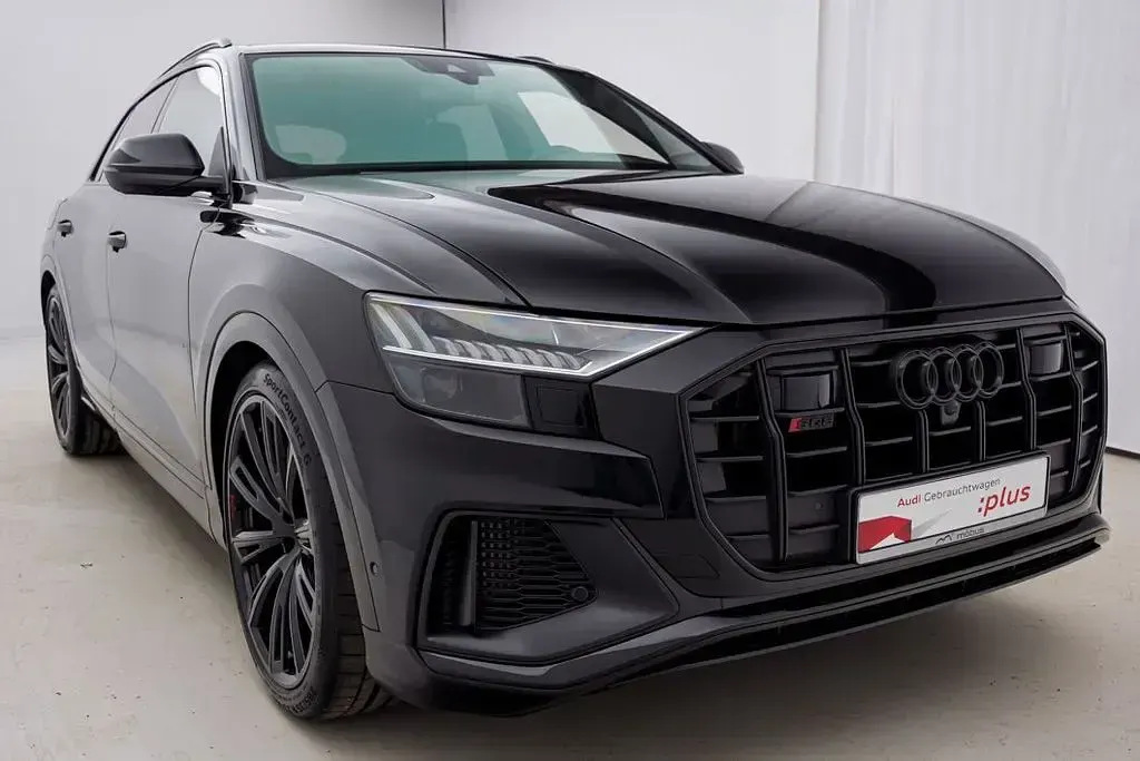 Gebraucht Audi SQ8 Ambiente 507 PS (372 kW) 2023 Mythosschwarz metallic SUV