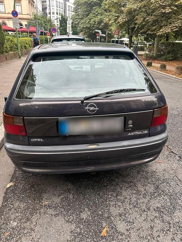 Gebraucht Opel Astra 80 PS (58 kW) 1995 Kleinwagen