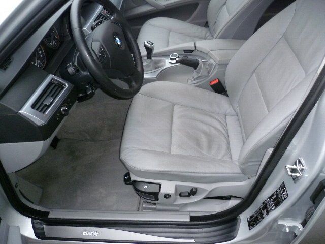 Gebraucht BMW 523 190 PS (139 kW) 2007 Silber metallic Limousine