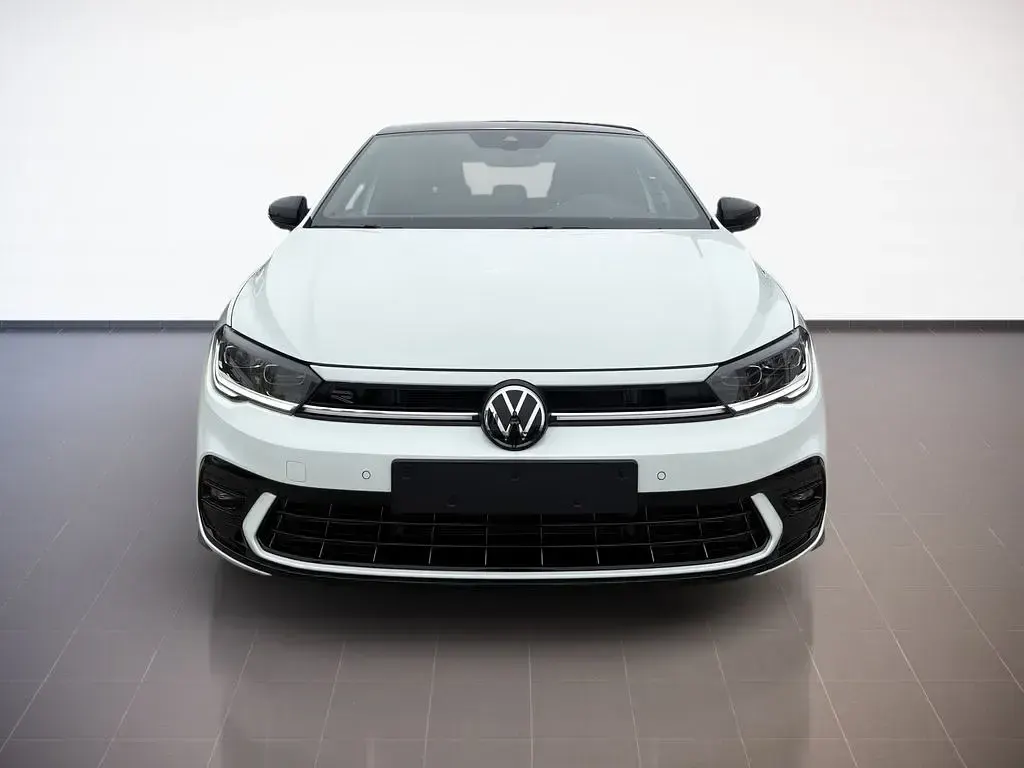 Neu VW Polo R-line 95 PS (69 kW) 2025 Pure white uni / schwarz uni Kleinwagen