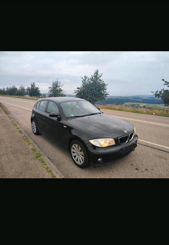 Schwarz Gebraucht 2006 BMW 116 Kleinwagen | 3.200 € (Fairer Preis) - Bild 1/4