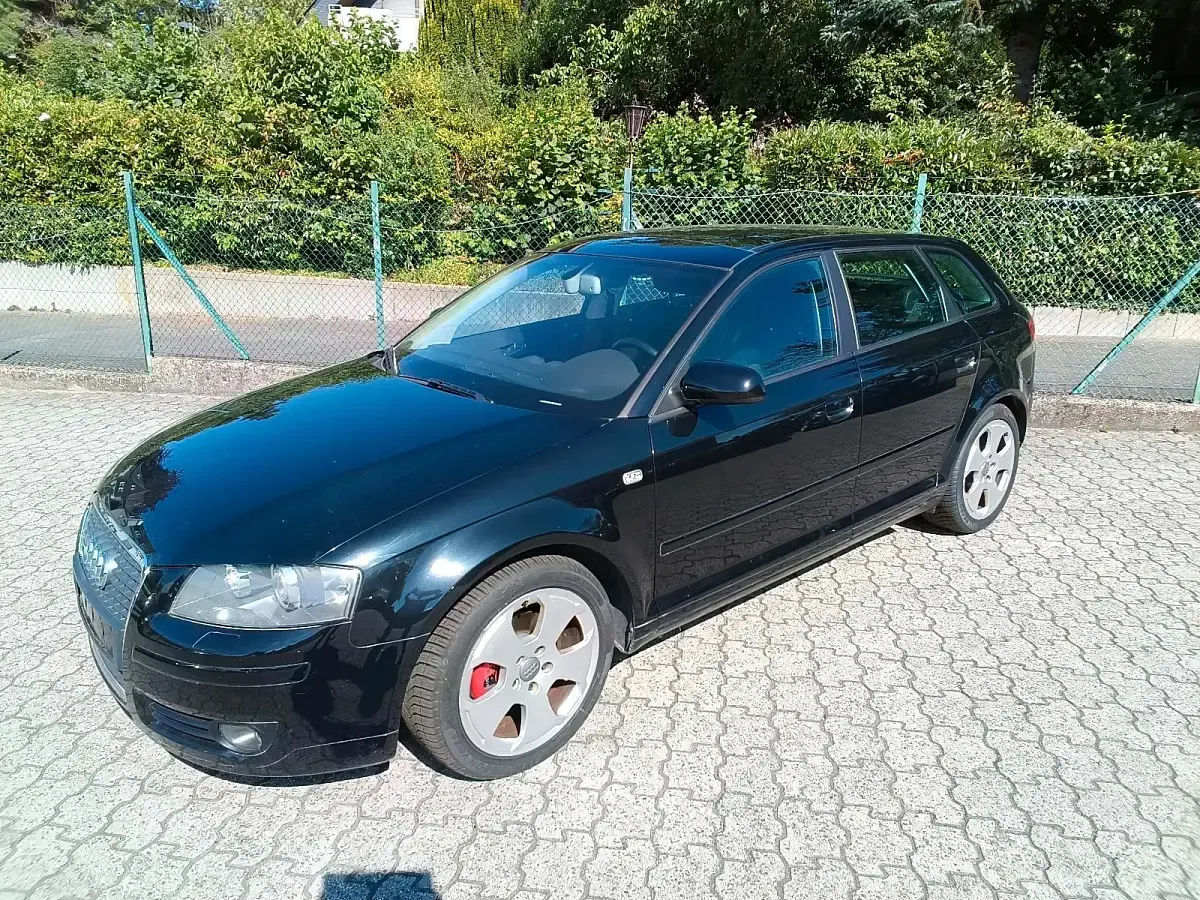 Gebraucht Audi A3 Sportback Ambition 150 PS (110 kW) 2006 Schwarz Kleinwagen
