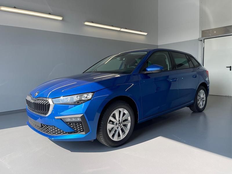 Neu Skoda Scala Selection 116 PS (85 kW) 2026 [8x8x] race blue metallic [8x8x] race blue metallic Kleinwagen