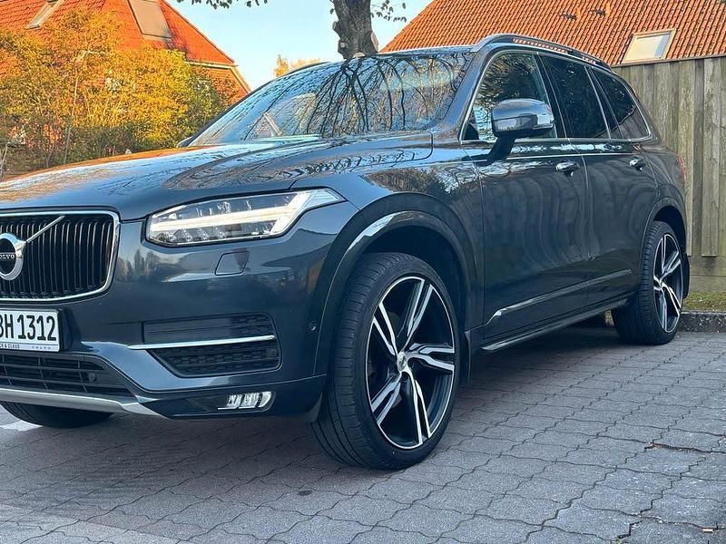 Gebraucht Volvo XC90 Momentum 224 PS (164 kW) 2016 Grau SUV