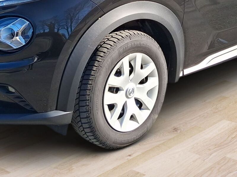 Gebraucht Nissan Juke N-Connecta 114 PS (83 kW) 2023 Black (m) SUV