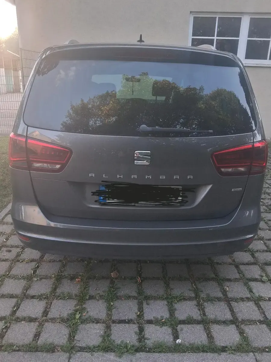 Gebraucht Seat Alhambra 150 PS (110 kW) 2016 Grau Van / Kleinbus
