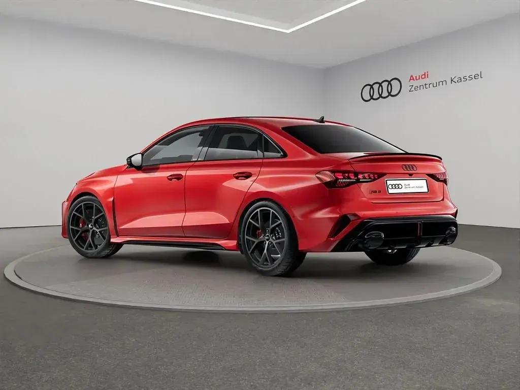 Neu Audi RS3 Sport 400 PS (294 kW) 2026 Rot Limousine