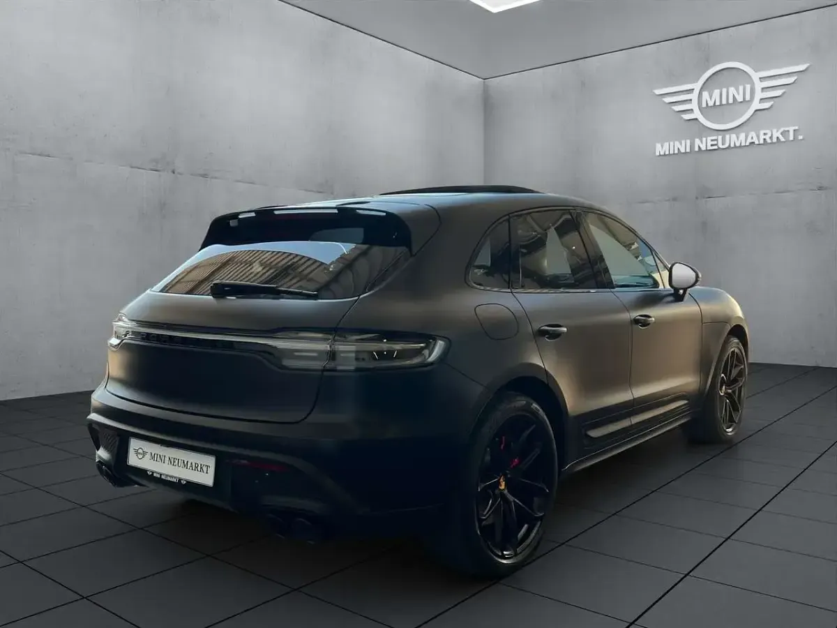 Gebraucht Porsche Macan GTS Sport 441 PS (324 kW) 2023 Schwarz SUV