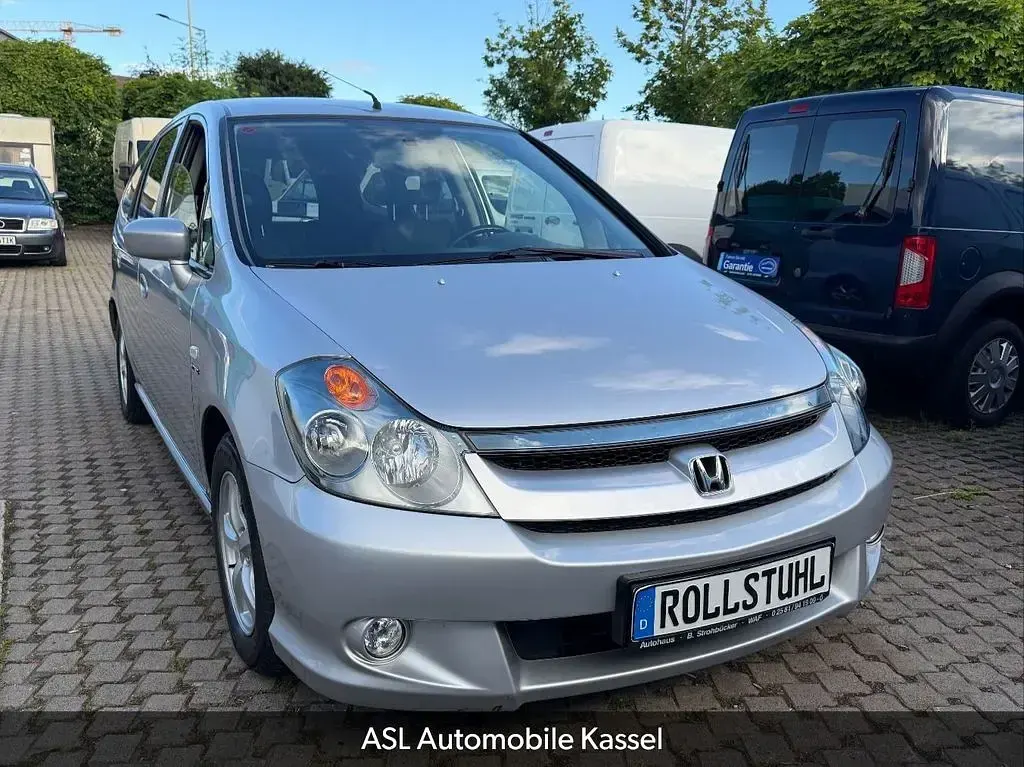 Gebraucht Honda Stream 156 PS (114 kW) 2005 Silber Van / Kleinbus