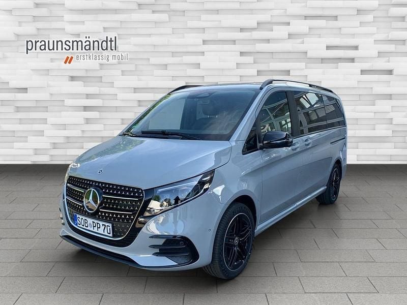 Grau Gebraucht 2025 Mercedes V300 Avantgarde Van / Kleinbus | 94.450 € (Fairer Preis) - Bild 1/4