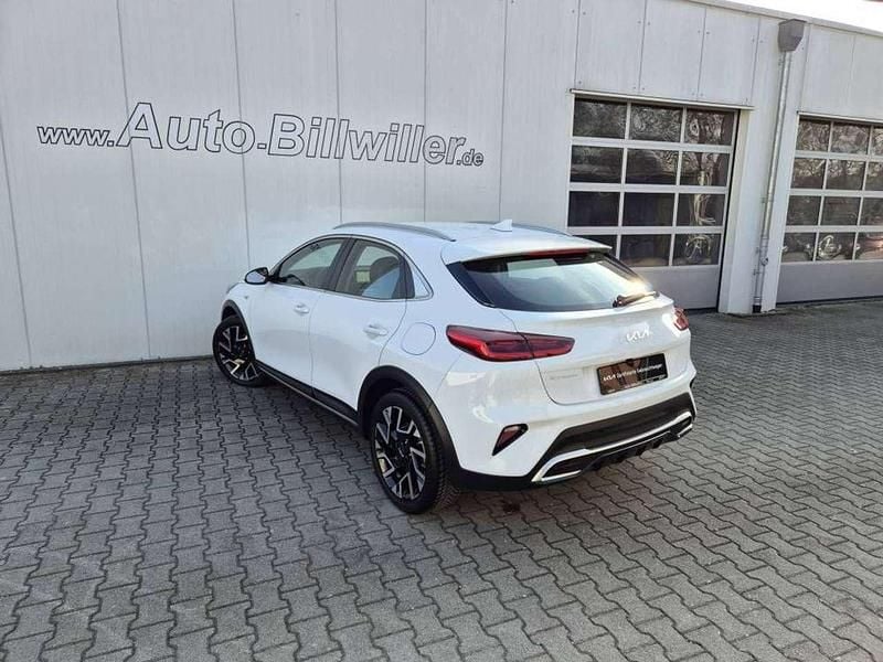 Gebraucht Kia XCeed Vision 140 PS (102 kW) 2025 Carraraweiß SUV