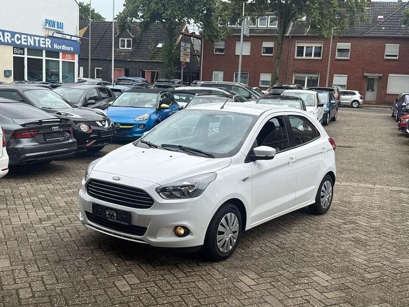 Weiß Gebraucht 2018 Ford Ka Plus Cool & Sound Edition Kleinwagen | 8.999 € (Guter Preis) - Bild 1/4