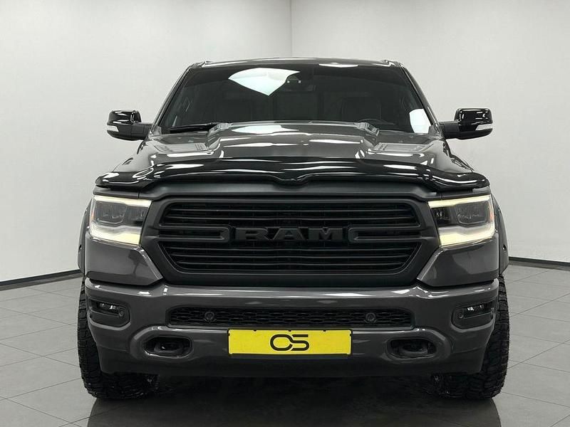 Gebraucht Dodge Ram 401 PS (294 kW) 2021 Grau Pickup
