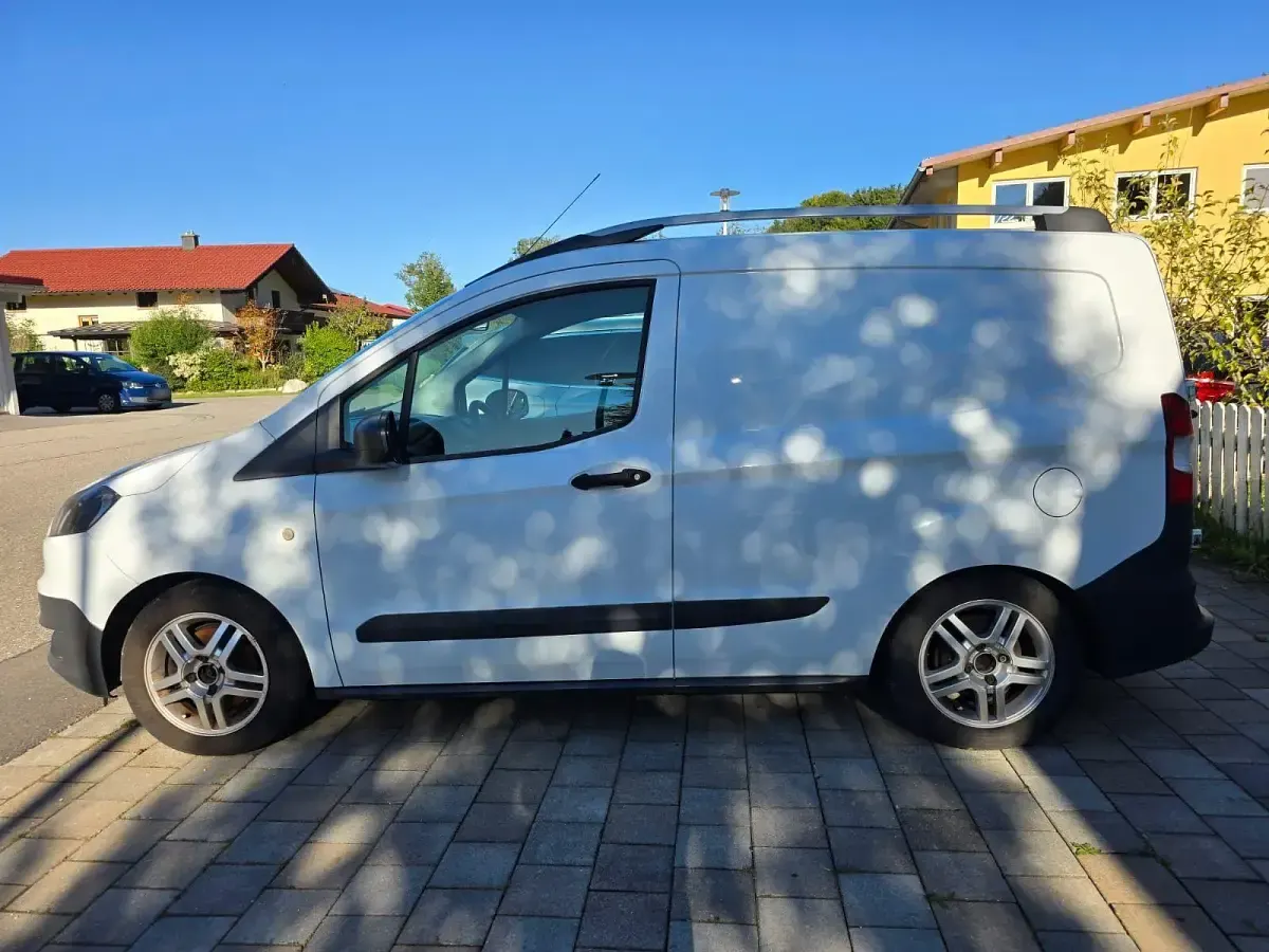 Occasion Ford Courier 75 ch (55 kW) 2014 Blanc Monospace
