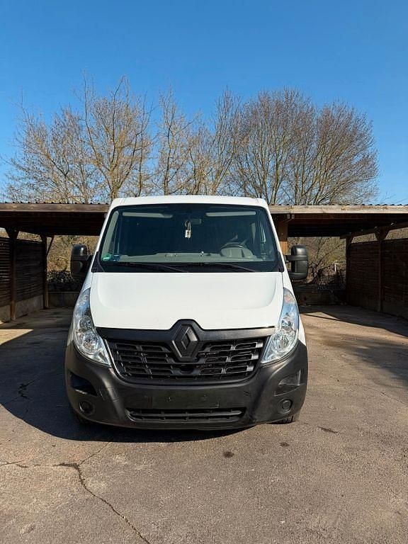 Second-hand Renault Master 163 CP (119 kW) 2016 Alb Van