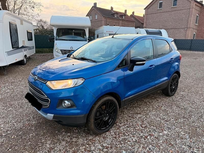 Blau Gebraucht 2016 Ford Ecosport Titanium SUV | 4.900 € (Superpreis) - Bild 1/4
