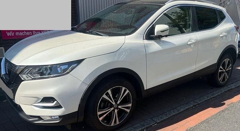 Weiß Gebraucht 2020 Nissan Qashqai N-Connecta SUV | 18.200 € (Superpreis) - Bild 1/4