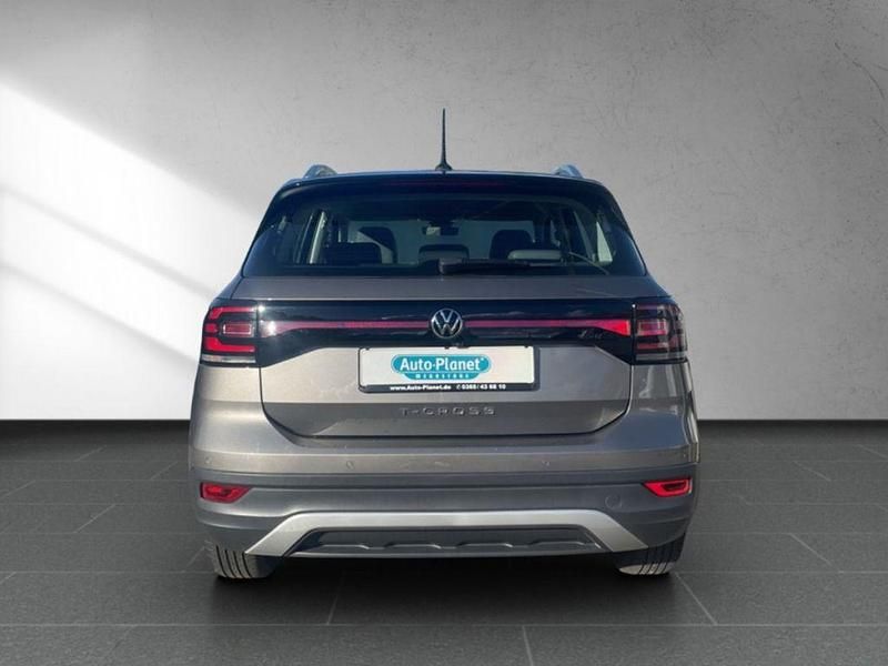 Gebraucht VW T-Cross Style 110 PS (80 kW) 2021 Limestone grey metallic (metallic) SUV