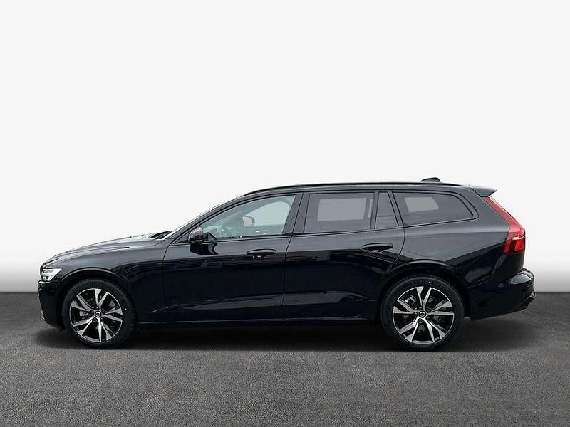 Gebraucht Volvo V60 Plus 197 PS (144 kW) 2024 Schwarz Kombi