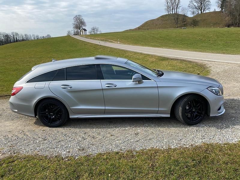 Gebraucht Mercedes CLS350 Style 256 PS (188 kW) 2015 Silber Coupé
