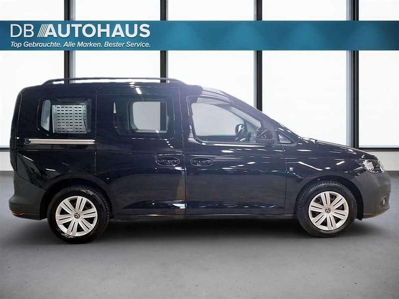 Second-hand VW Caddy 122 CP (89 kW) 2022 Negru Monovolum