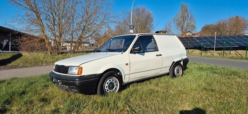 Gebraucht VW Polo 45 PS (33 kW) 1993 Weiß Pickup