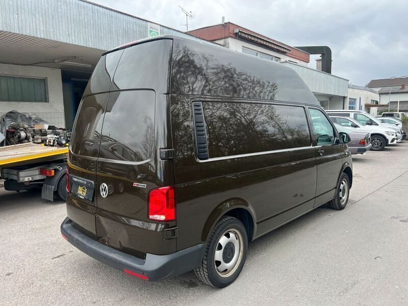 Gebraucht VW T6.1 150 PS (110 kW) 2021 Braun Van