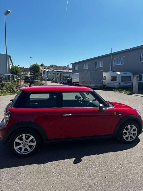 Second-hand Mini ONE 75 CP (55 kW) 2011 Roșu Hatchback