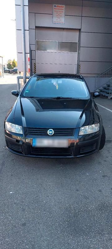 Gebraucht Fiat Stilo 103 PS (75 kW) 2004 Schwarz Kleinwagen